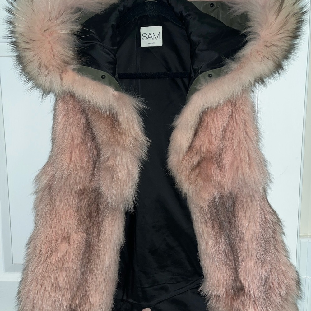 SAM. Women's Blush Pink Fox Fur Vest Size XS - Picture 1 of 5